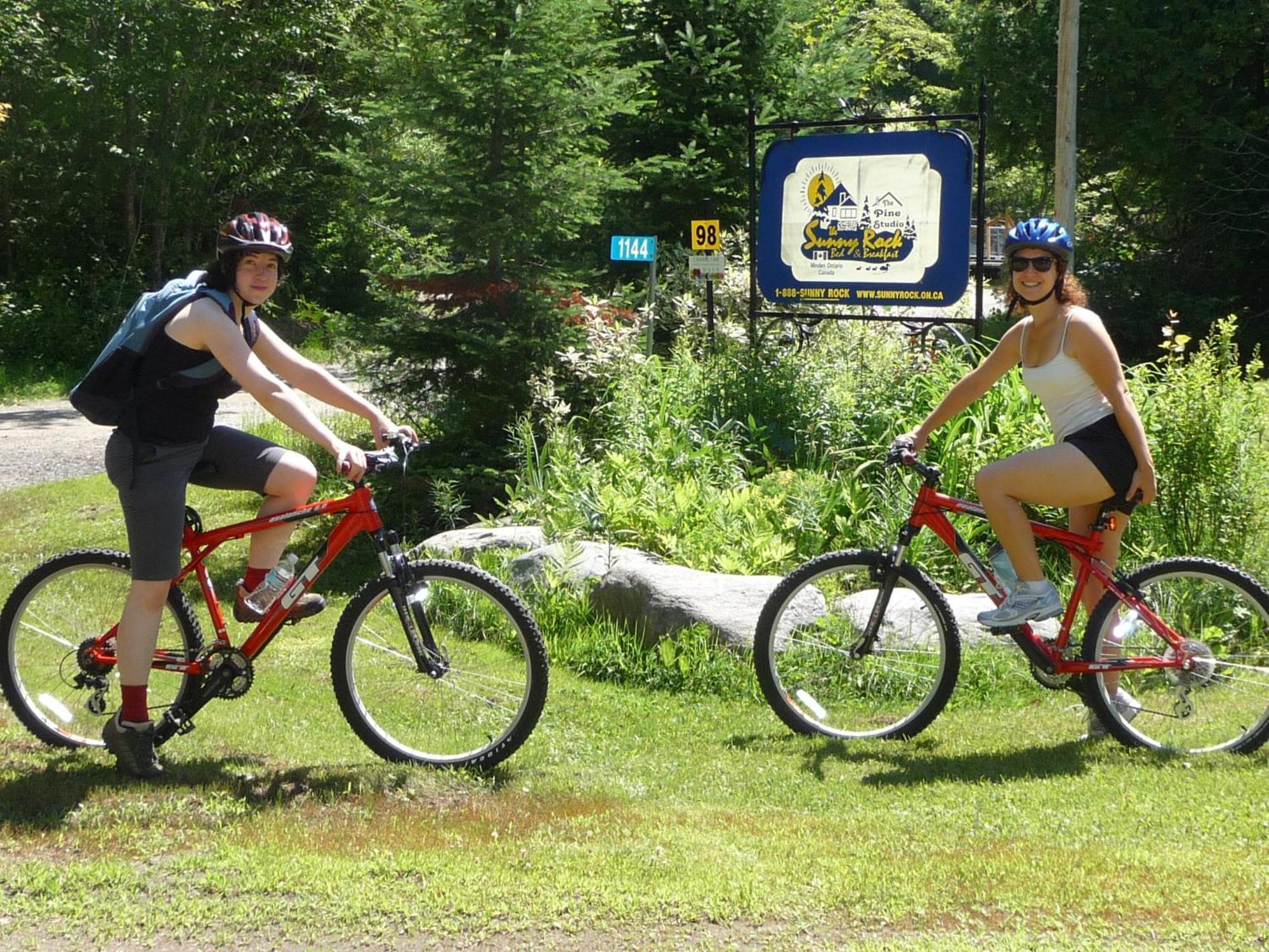 Sunny Rock Bed & Breakfast Minden Esterno foto