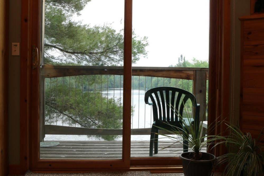 Sunny Rock Bed & Breakfast Minden Esterno foto