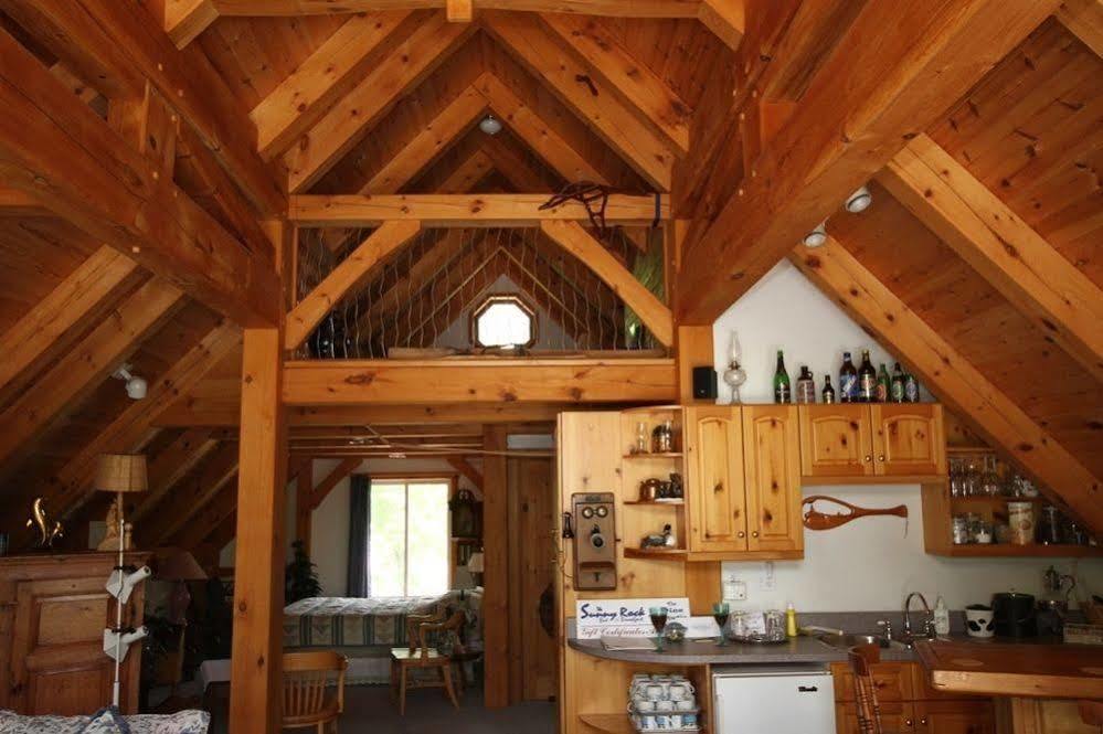 Sunny Rock Bed & Breakfast Minden Esterno foto