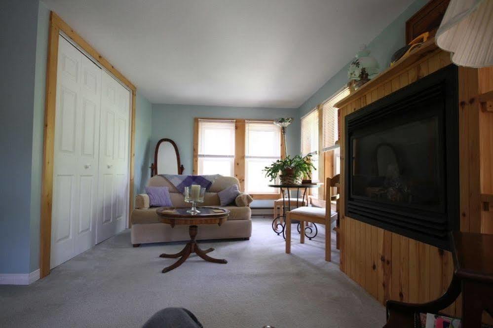 Sunny Rock Bed & Breakfast Minden Esterno foto
